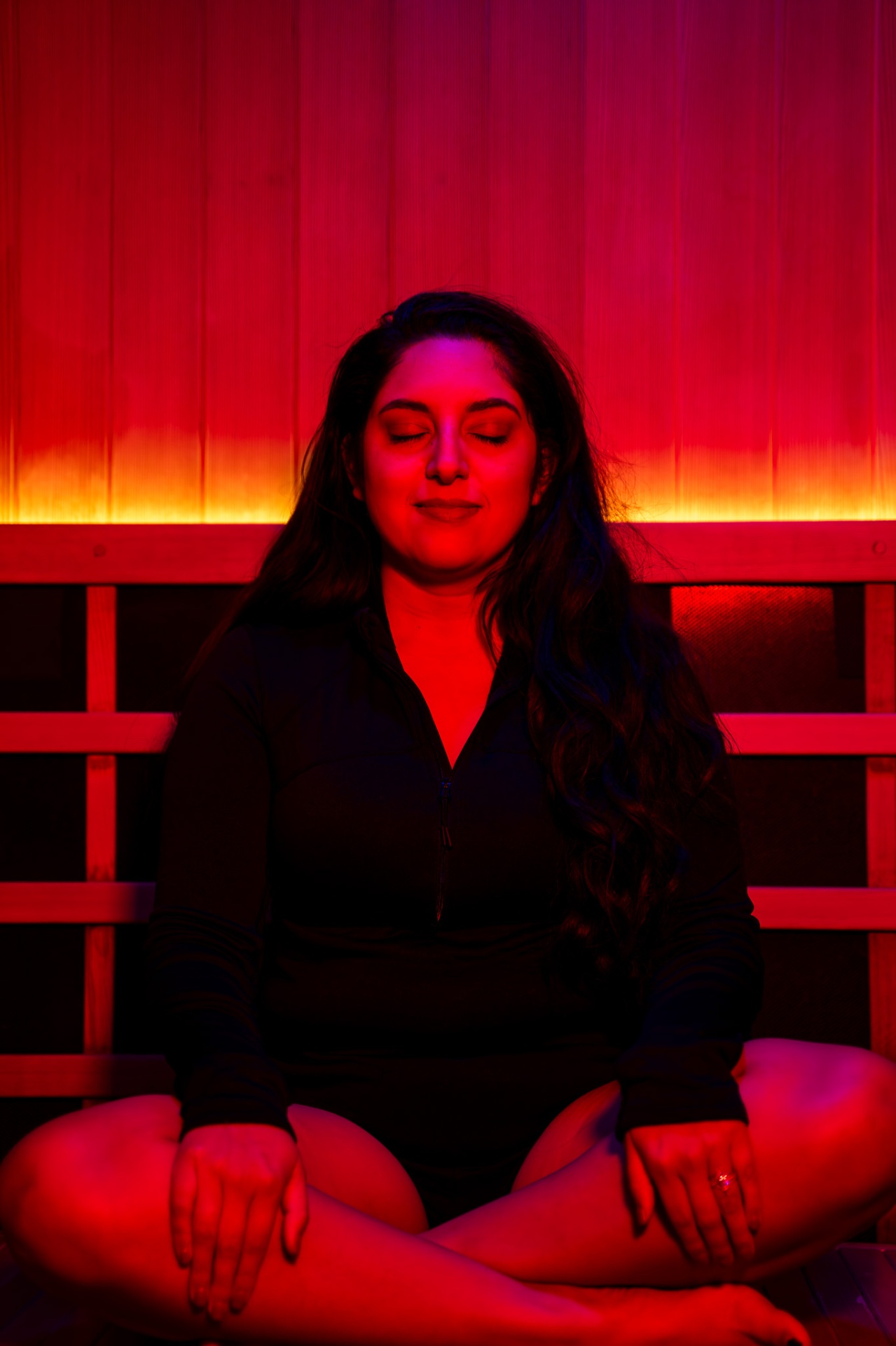 iCRYO Clemson full-spectrum infrared sauna with red light therapy